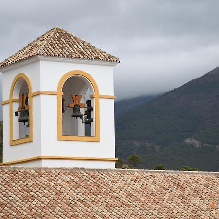 Hermosa Casita De Pueblo Con Piscina En ベナアビス エクステリア 写真
