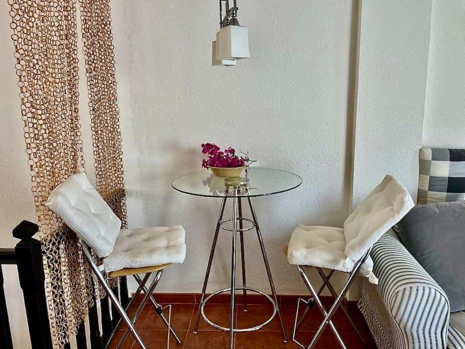 Hermosa Casita De Pueblo Con Piscina En ベナアビス エクステリア 写真