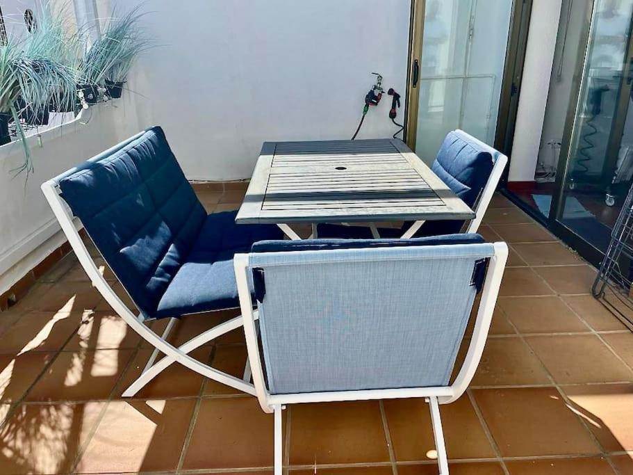 Hermosa Casita De Pueblo Con Piscina En ベナアビス エクステリア 写真