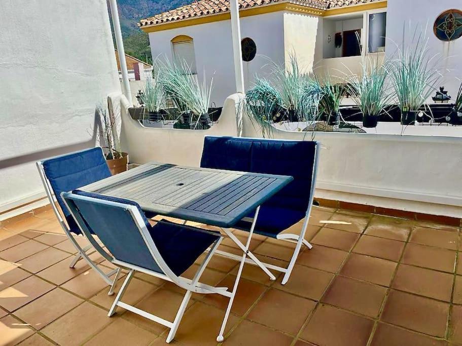 Hermosa Casita De Pueblo Con Piscina En ベナアビス エクステリア 写真
