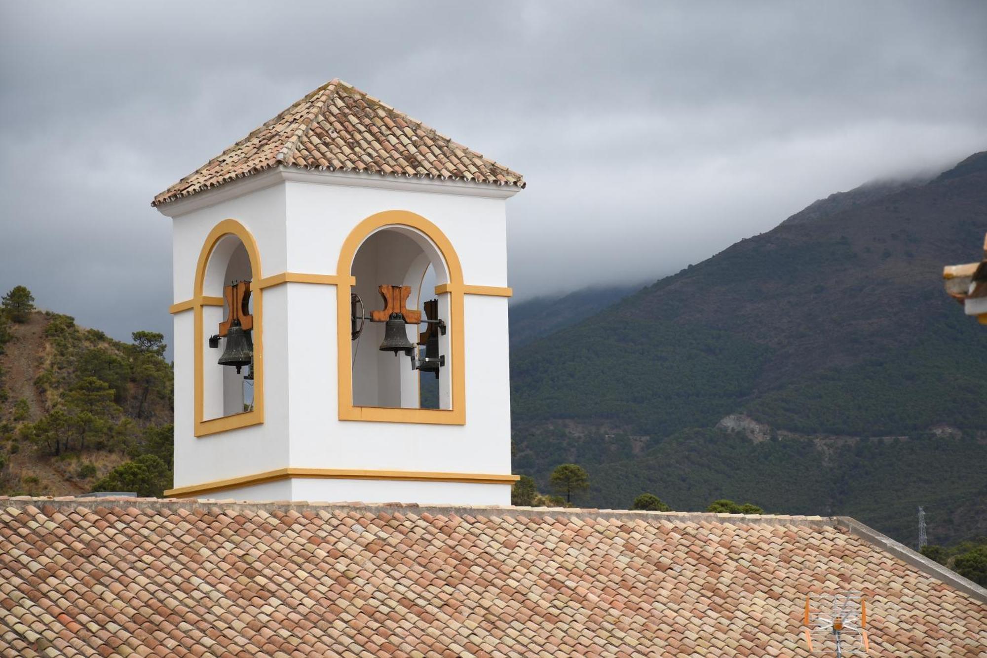 Hermosa Casita De Pueblo Con Piscina En ベナアビス エクステリア 写真